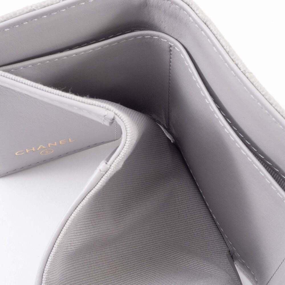 CHANEL Gray Caviar Leather Wallet - Picture 13 of 16